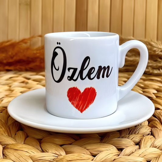 Kırmızı Kalp Figürlü Kişiye Özel İsimli Türk Kahvesi Fincanı