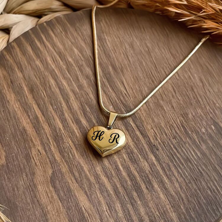 Kişiye Özel Çift Harf Detaylı Çelik Gold Kalp Kolye