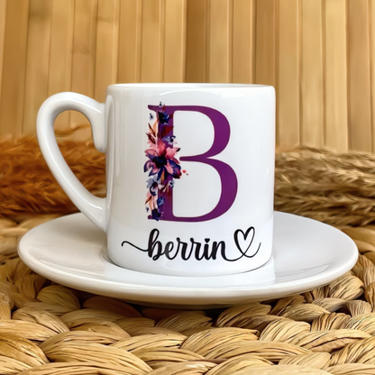 Mor Çiçekli Harf Temalı Kişiye Özel İsimli Türk Kahvesi Fincanı