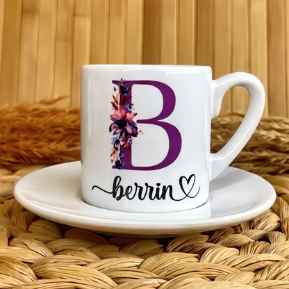 Mor Çiçekli Harf Temalı Kişiye Özel İsimli Türk Kahvesi Fincanı