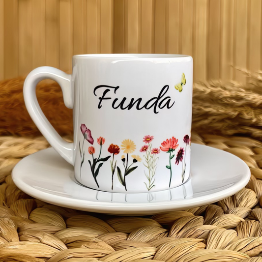 Kır Çiçekleri Temalı Kişiye Özel İsimli Türk Kahvesi Fincanı