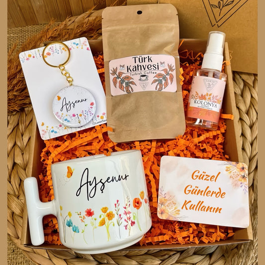Bahar Huzuru – T Kupa & Anahtarlıklı Hediye Kutusu