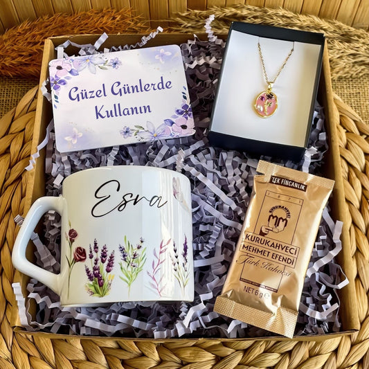 Lavanta Bahçesi – Lüks Kupa & Kolye Hediye Kutusu