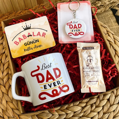 Best Dad Babalar Günü – Lüks Kupa & Anahtarlık Hediye Kutusu