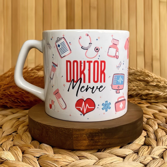 Doktor Temalı Pastel Kişiye Özel Lüks Kupa