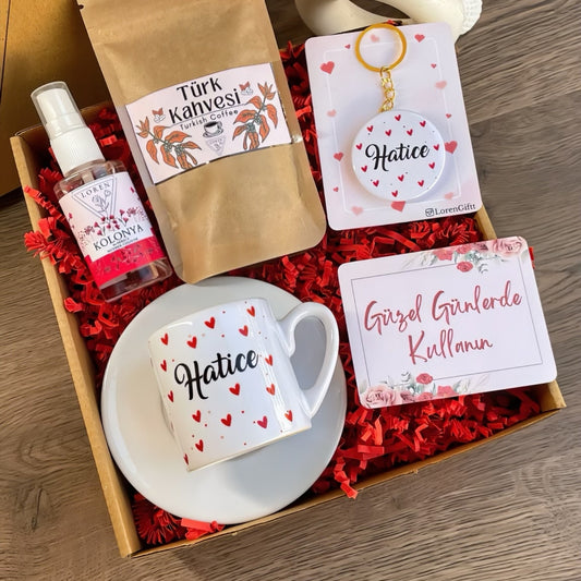 Kalp Temalı – Fincan, Kolonya & Türk Kahvesi Hediye Kutusu