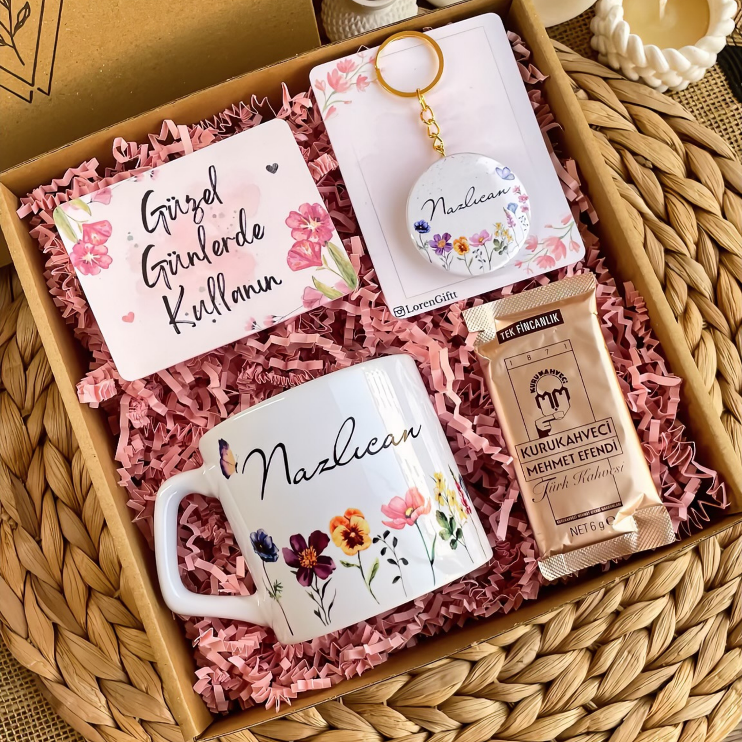 Floral Zerafet – Lüks Kupa ve Anahtarlık Hediye Kutusu