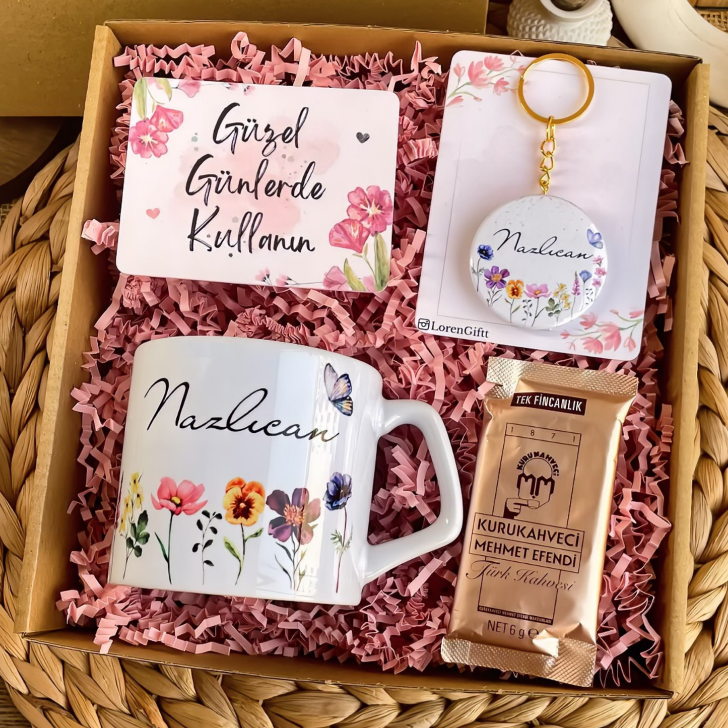 Floral Zerafet – Lüks Kupa ve Anahtarlık Hediye Kutusu
