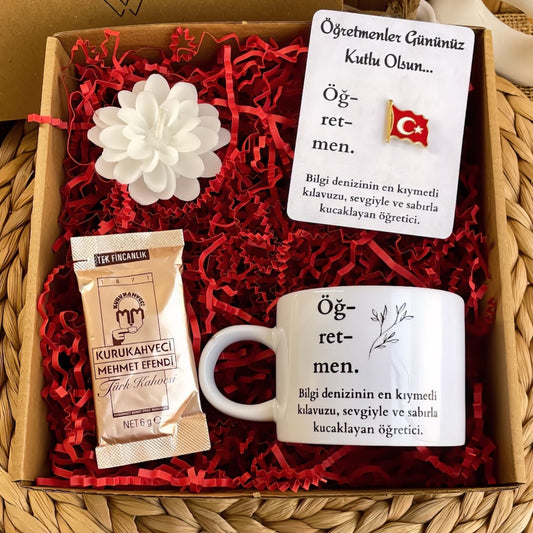 Öğretmen Zarif Floral – Elit Kupa & Rozet Hediye Kutusu