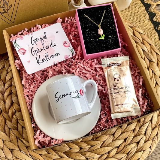 Lale Temalı – Türk Kahvesi Fincanı & Kolye Hediye Kutusu