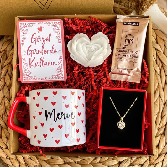 Kalp Temalı – Lüks Kupa & Kolye Hediye Kutusu