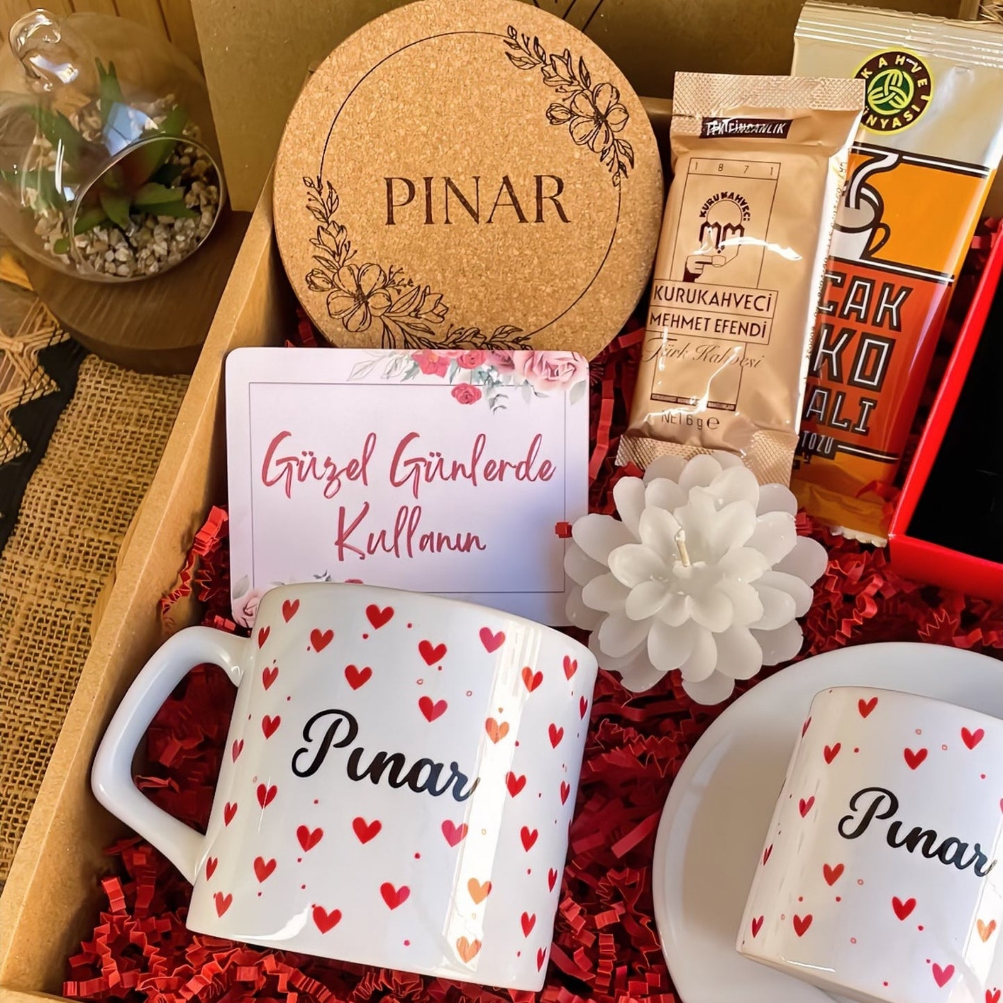 Sevgililer Günü Temalı - Lüks Kupa & Türk Kahvesi Fincanlı Kolyeli Premium Hediye Kutusu