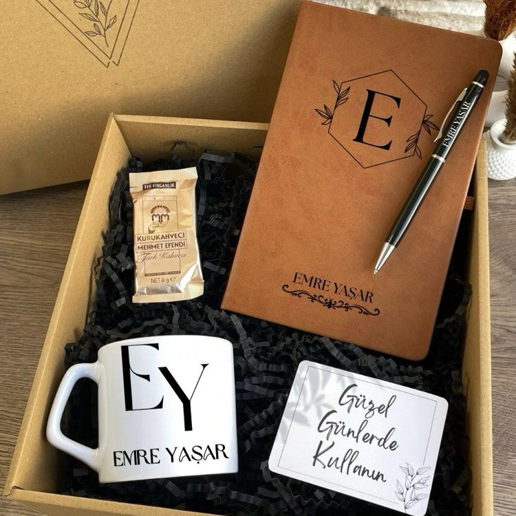Baş Harf Temalı – Lüks Kupa & Defter ve Kalem Hediye Kutusu