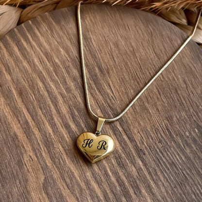 Kişiye Özel Çift Harf Detaylı Çelik Gold Kalp Kolye